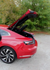 Volkswagen Arteon R-Line 1.4 TSI eHybrid 6 DSG - Fot. Lesław Sagan