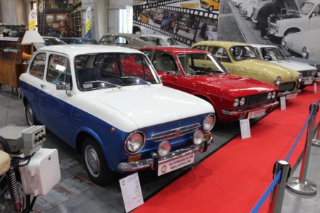 Retro Motor Show Poznań 2022 - Fot. Lesław Sagan