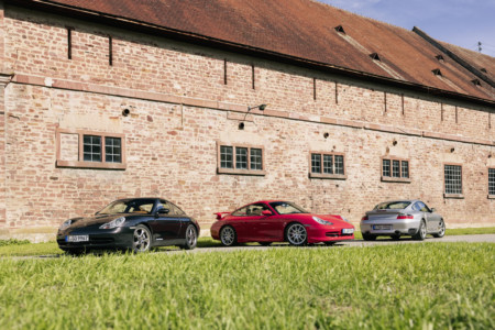 Od lewej: 911 Carrera 4 Millennium (996), 911 GT3 (996), 911 Turbo S Coupé (996)