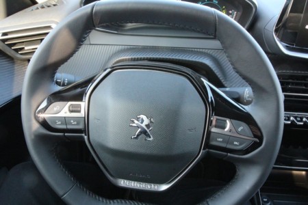 Peugeot e208 - fot. Lesław Sagan