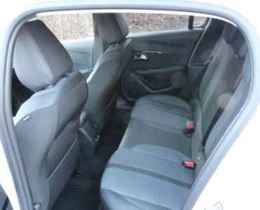 Peugeot e208 - fot. Lesław Sagan