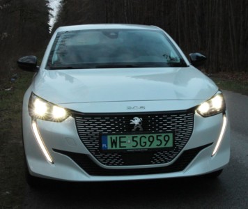 Peugeot e208 - fot. Lesław Sagan