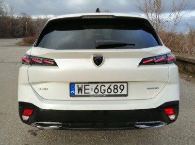 Peugeot 308 SW 225 Plug-in-hybrid e-EAT8 GT - fot. Lesław Sagan