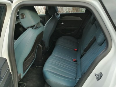 Peugeot 308 SW 225 Plug-in-hybrid e-EAT8 GT - fot. Lesław Sagan