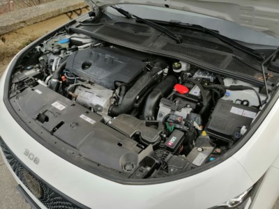 Peugeot 308 SW 225 Plug-in-hybrid e-EAT8 GT - fot. Lesław Sagan