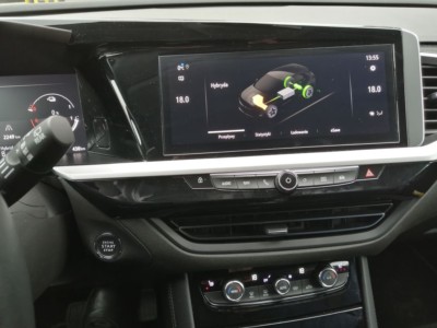 Opel Grandland 1.6 Turbo 224 KM A8 Plug-in-Hybrid - Fot. Lesław Sagan