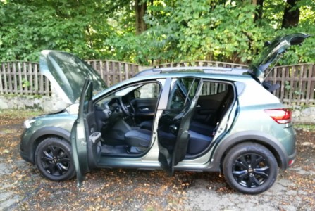 Dacia Sandero Stepway 1.0 EKO-G 100 - fot. Lesław Sagan