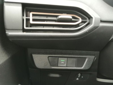 Dacia Sandero Stepway 1.0 EKO-G 100 - fot. Lesław Sagan