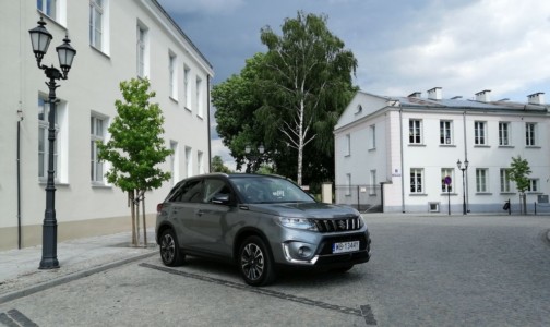 Suzuki Vitara 1.5 SH 2WD AGS Elegance - fot. Lesław Sagan