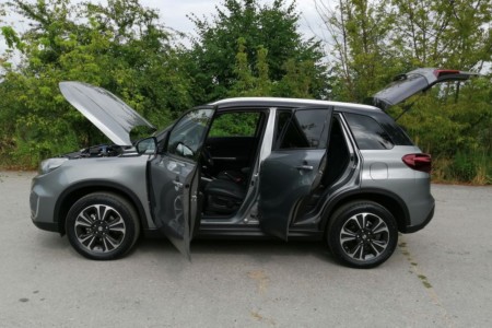 Suzuki Vitara 1.5 SH 2WD AGS Elegance - fot. Lesław Sagan