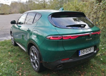Alfa Romeo Tonale PHEV Q4 280 KM AT6 Montreal Green - fot. Lesław Sagan