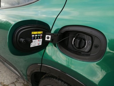 Alfa Romeo Tonale PHEV Q4 280 KM AT6 Montreal Green - fot. Lesław Sagan