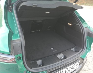 Alfa Romeo Tonale PHEV Q4 280 KM AT6 Montreal Green - fot. Lesław Sagan