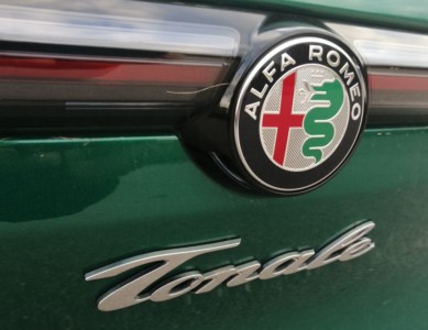 Alfa Romeo Tonale PHEV Q4 280 KM AT6 Montreal Green - fot. Lesław Sagan