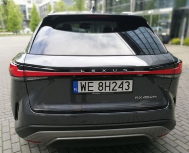 Lexus RX 450h+- fot. Lesław Sagan