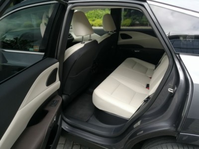 Lexus RX 450h+- fot. Lesław Sagan