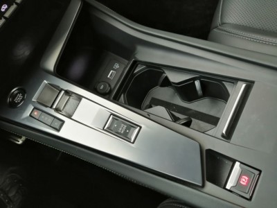 Peugeot 408 GT Hybrid 225 KM EAT8 - fot. Lesław Sagan