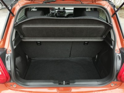 Suzuki Swift 1.2 DualJet mild Hybrid 2WD 5MT Elegance - Fot. Lesław Sagan