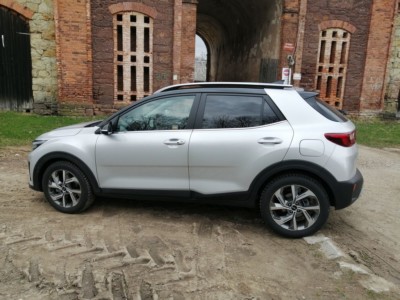 Kia Stonic 1.0 T-GDI MHEV 7 DCT GT Line - Fot. Lesław Sagan