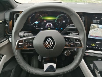 Renault Espace E-Tech full hybrid 200 - Fot. Lesław Sagan