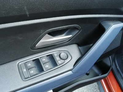 Dacia Duster Journey Hybrid 140 - fot. Lesław Sagan