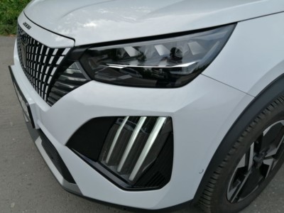 Peugeot 2008 GT PureTech 130 EAT8 - fot. Lesław Sagan