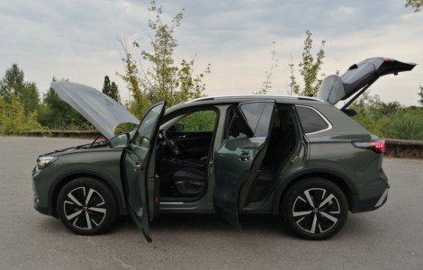 Volkswagen Tiguan 1.5 eTSI 150 KM DSG7 - fot. Lesław Sagan