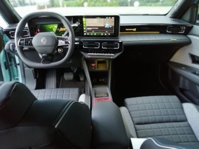 Renault 4 E-Tech Electric -