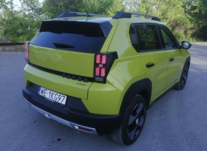 Fiat Grande Panda Hybrid 1.2 110 KM eDCT / 6 - fot. Lesław Sagan